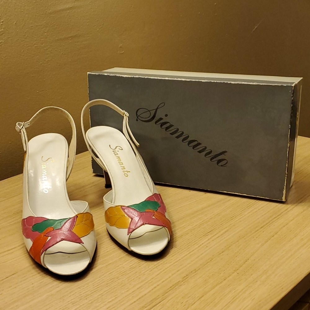 Vintage Siamanto White-Astro Heel